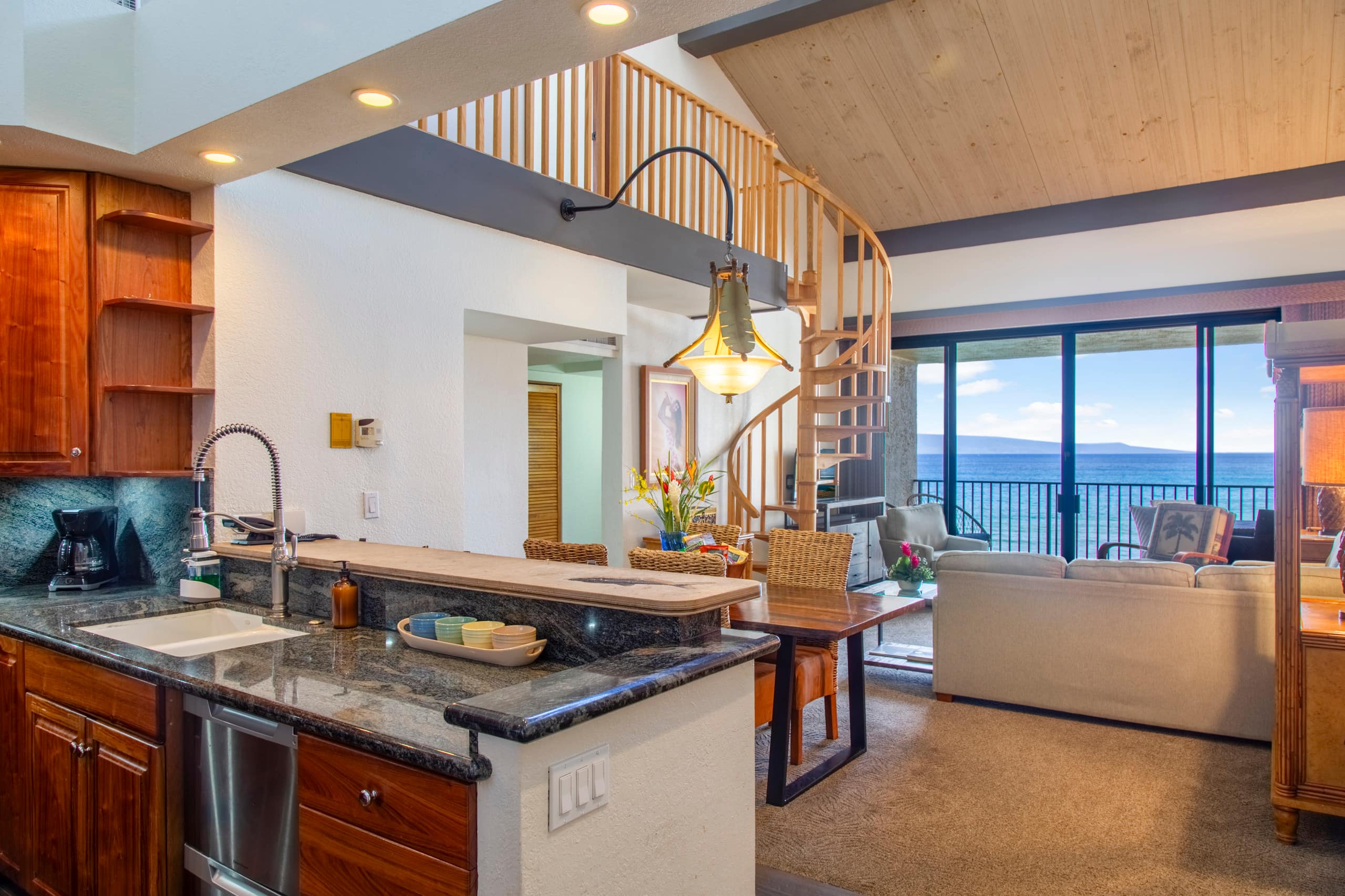 Condo in Lahaina · ★4.81 · 3 bedrooms · 4 beds · 2 private baths - Image 19