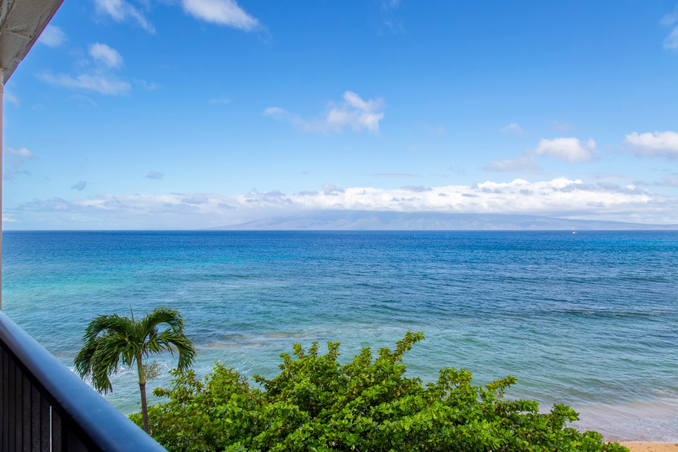 Condo in Lahaina · ★4.81 · 3 bedrooms · 4 beds · 2 private baths - Image 44