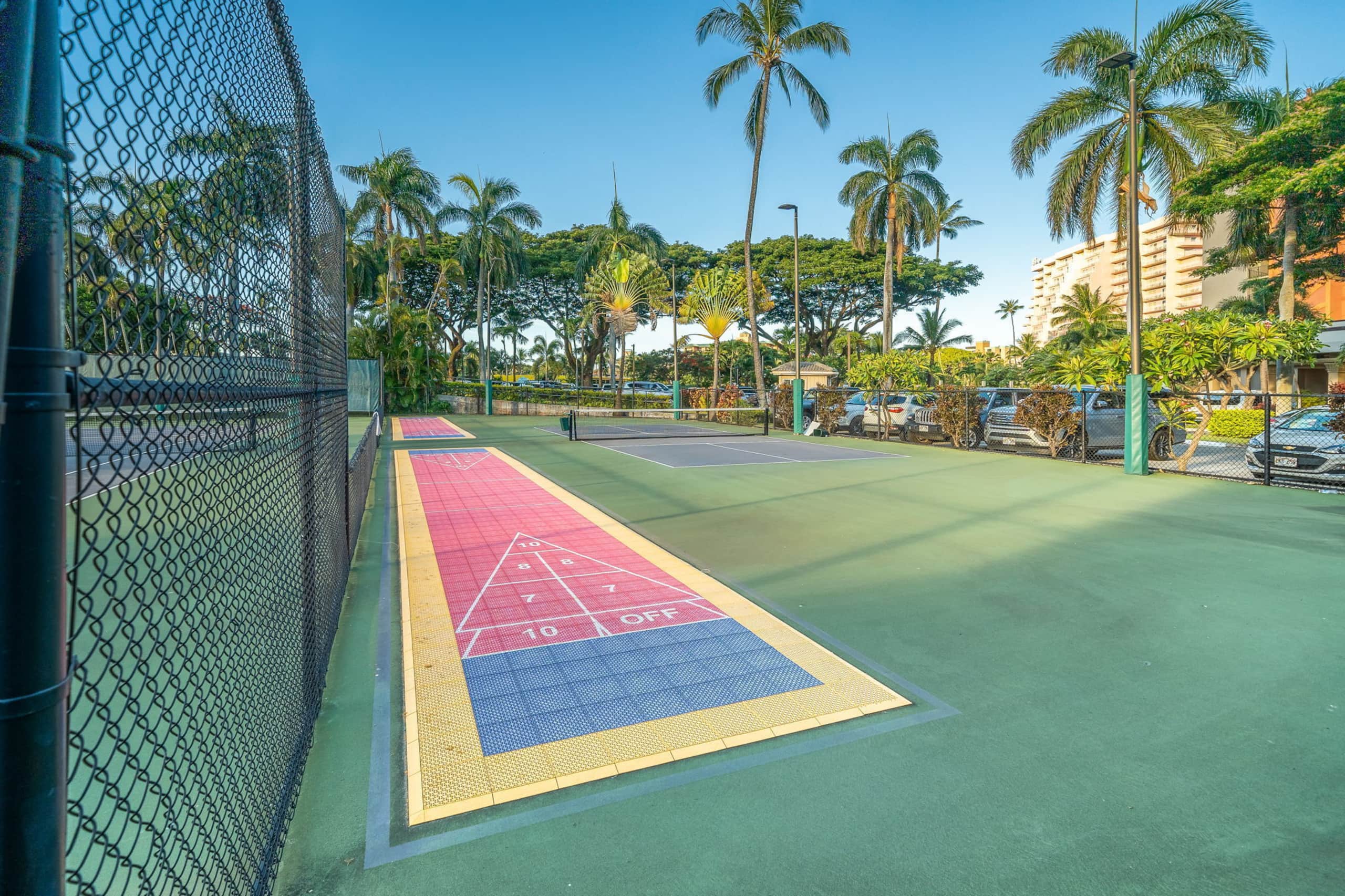 Condo in Lahaina · ★4.81 · 3 bedrooms · 4 beds · 2 private baths - Image 81