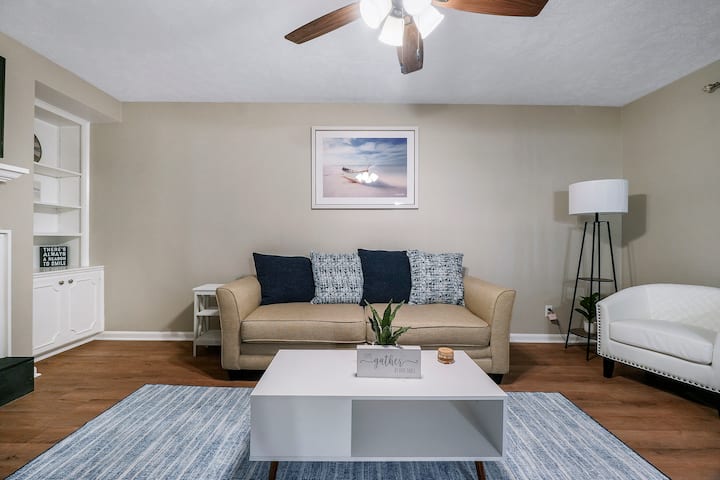 Quiet & Secure | Wifi | Covered Parking & Patio - Montgomery, AL
