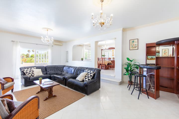 Дневна соба