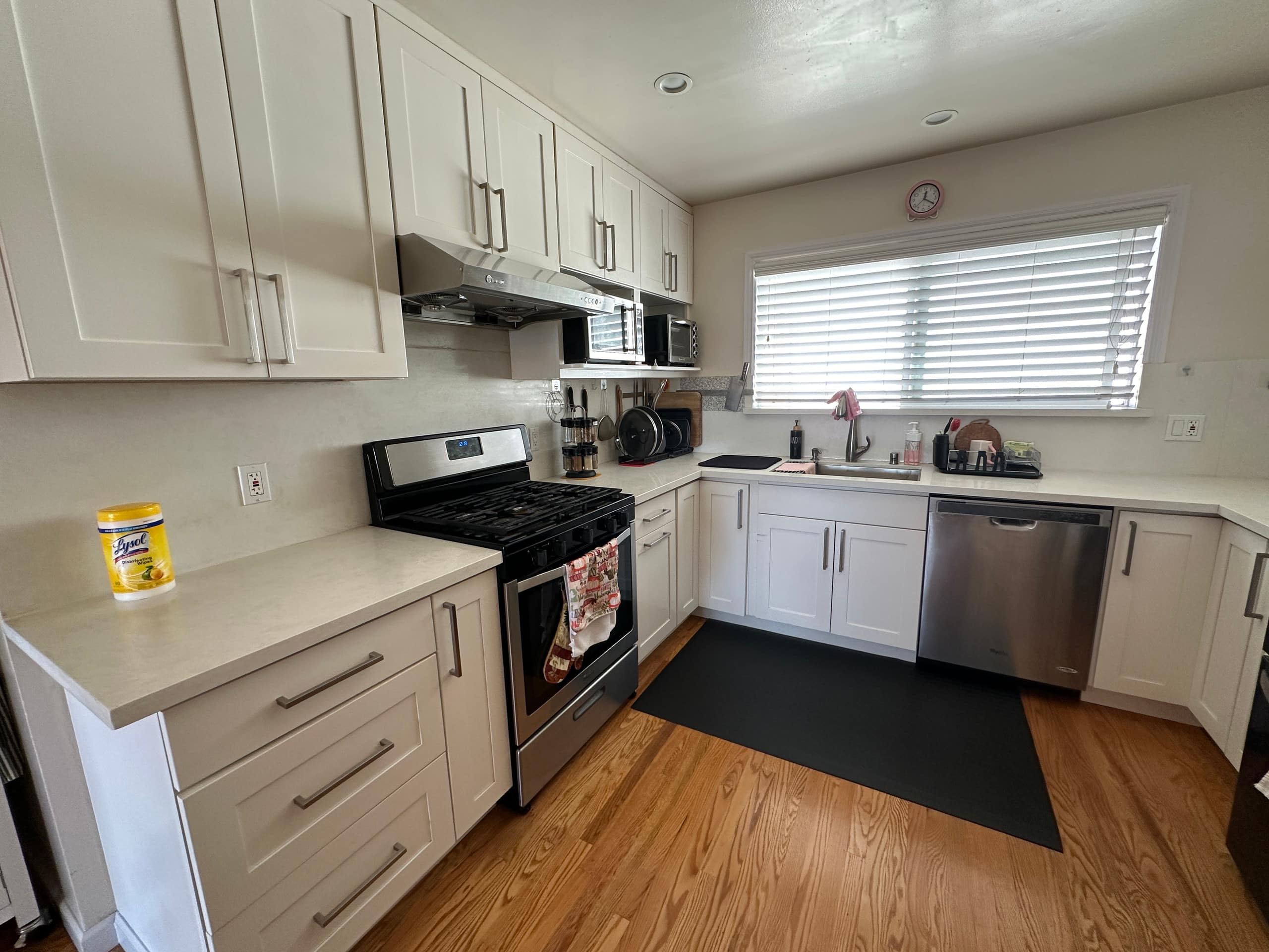 Home in San Francisco · ★4.75 · 2 bedrooms · 4 beds · 1 bath - Image 12