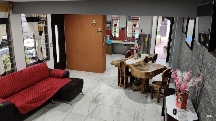 Obývacia izba, obývacia izba je priestor vyhradený na prijímanie návštev, čítanie, sledovanie televízie alebo príjemné rozhovory s bytosťami, ktoré radi vytvárajú nezabudnuteľné chvíle.