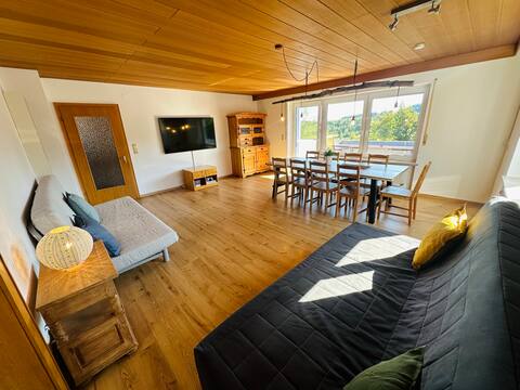 Balcony apartment with a dream view!