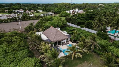 Crystal Beach monterrico