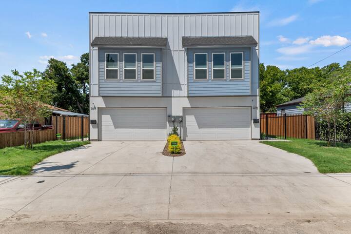 BRAND NEW | 7 MINS from Airport