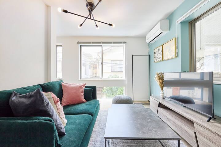 Shinjuku/Entire Place/72㎡/Max 14 ppl/Great Access