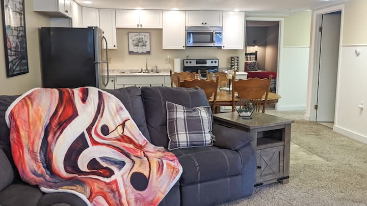 Music House | In Town | 1-level | Crew Friendly - Knoxville, PA