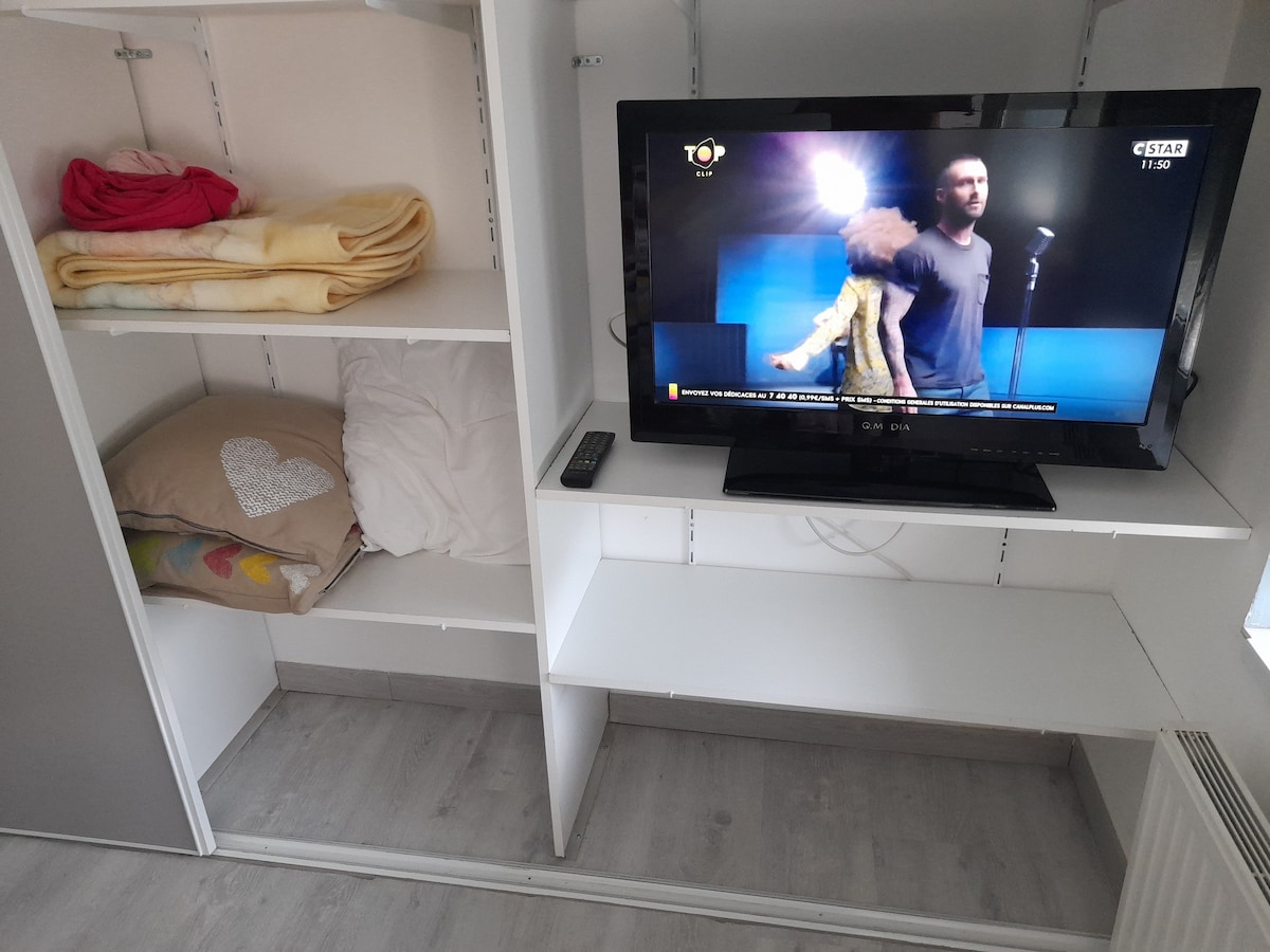 Top Airbnb: Entire house with outdoor space in Calais