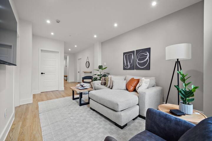 Luxurious new Historic 3 Bedroom Apartment gallery image 4