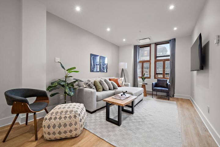 Luxurious new Historic 3 Bedroom Apartment gallery image 2