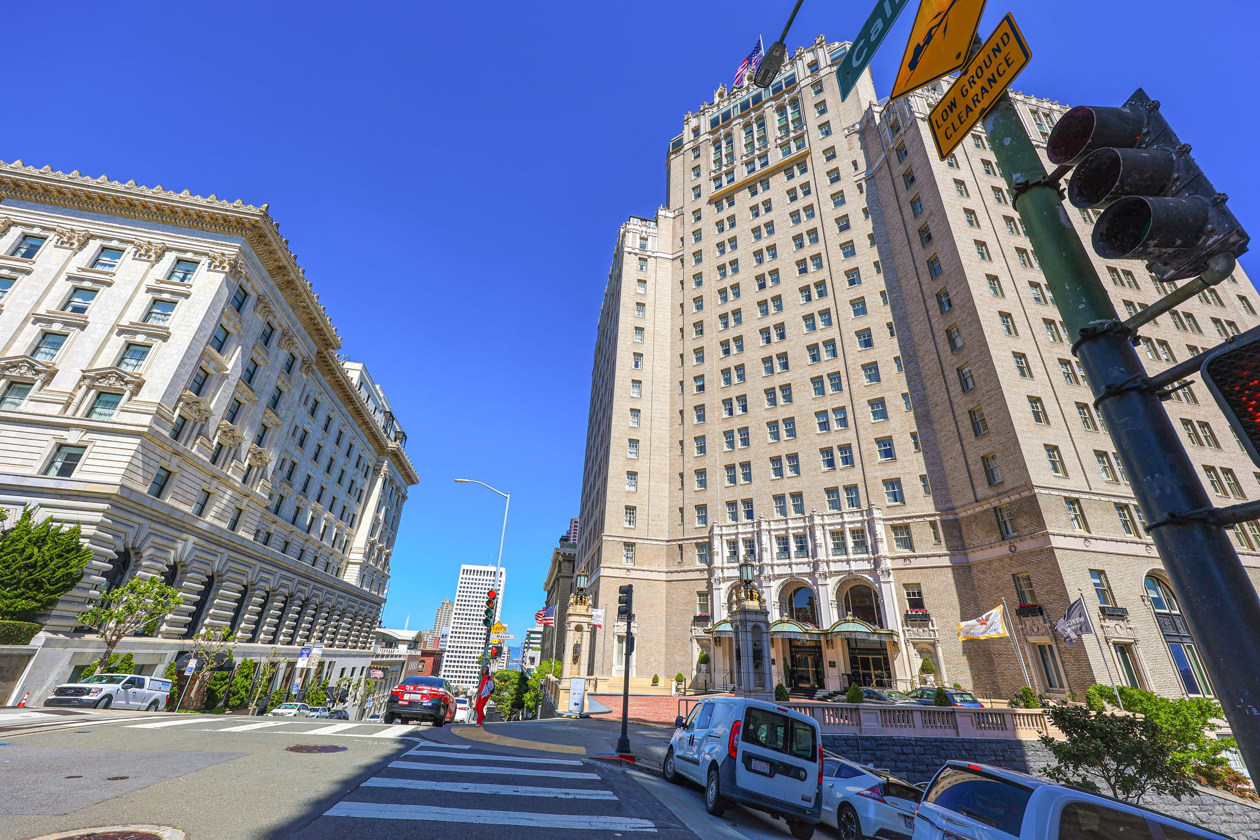 Condo in San Francisco · ★4.93 · 2 bedrooms · 2 beds · 1 bath - Image 42