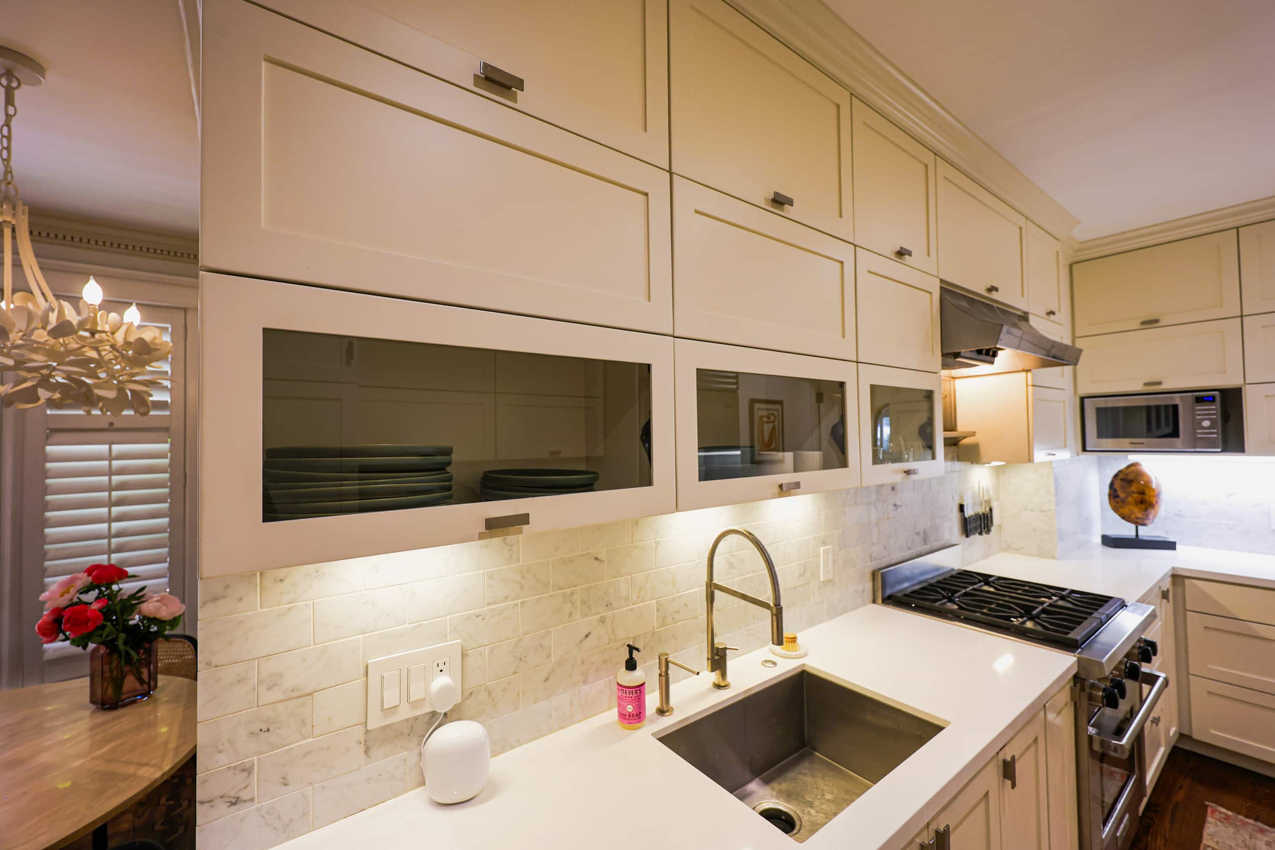 Condo in San Francisco · ★4.93 · 2 bedrooms · 2 beds · 1 bath - Image 11