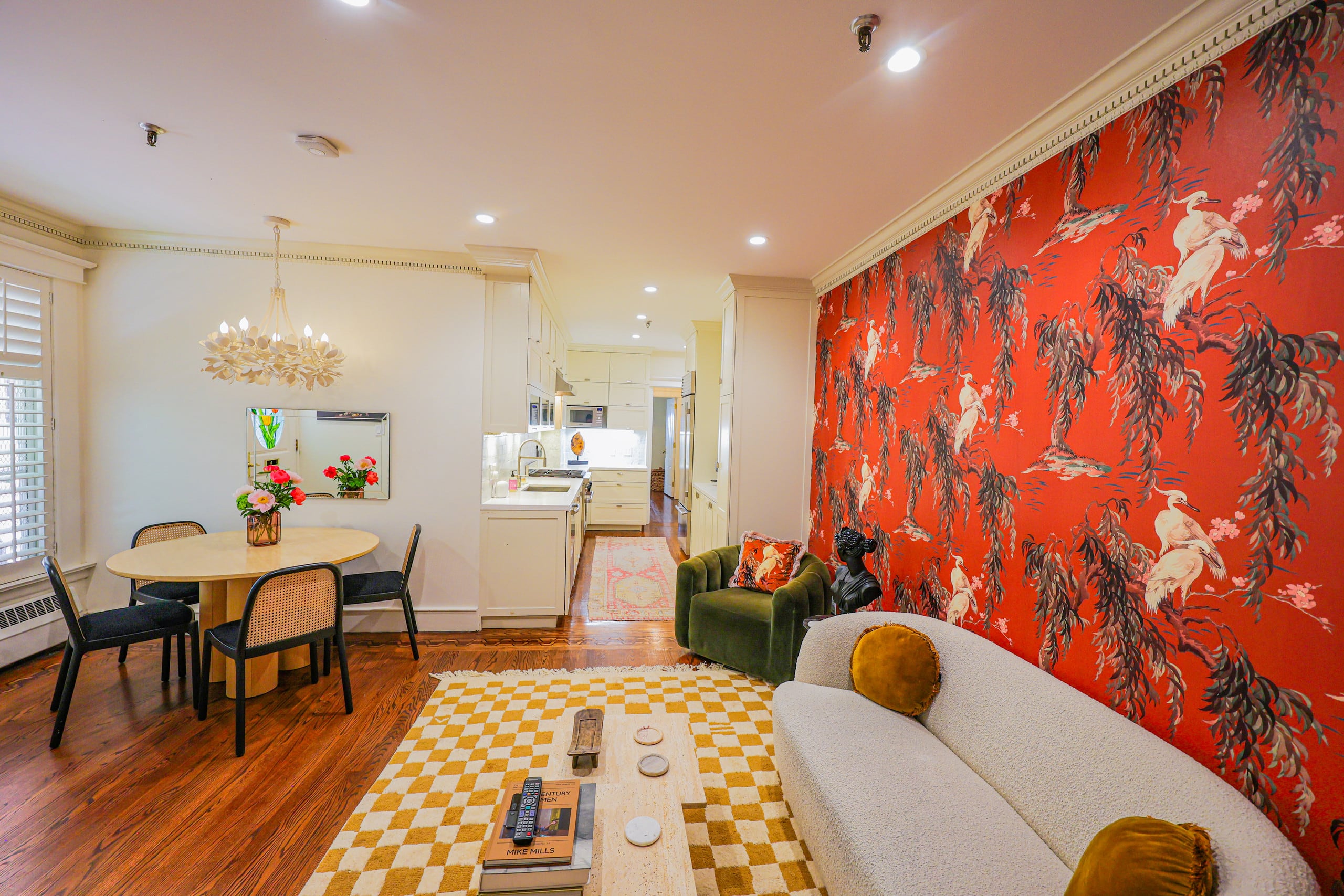 Condo in San Francisco · ★4.93 · 2 bedrooms · 2 beds · 1 bath - Image 18