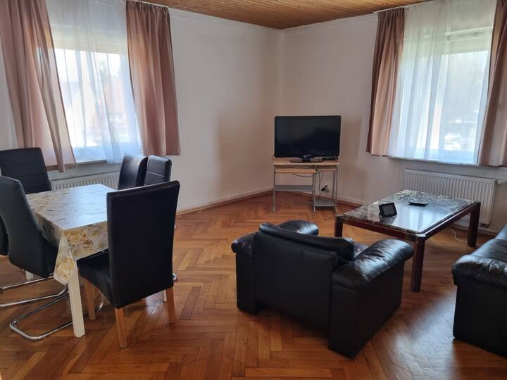 Ferienwohnung 2 Mit Garten - Crailsheim
