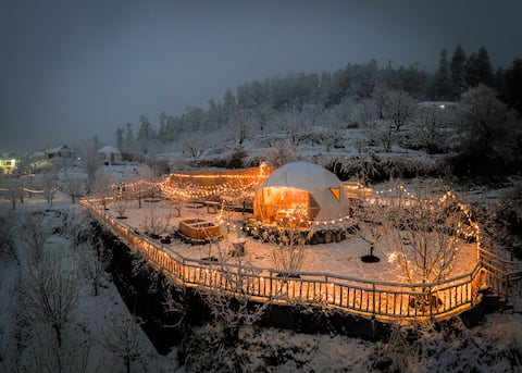 Starry Night Dome with Secluded Hot Tub | Glamoreo