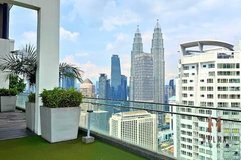 @S1BE23B City Center | Twin Tower View | Bathtub Best 1BR Bathtub & KLCC View