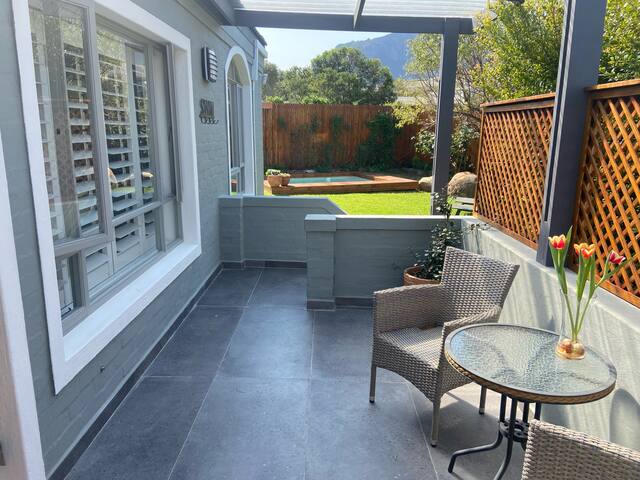 Hout Bay Holiday Home gallery image 3