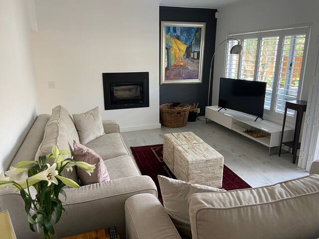 Hout Bay Holiday Home gallery image 4