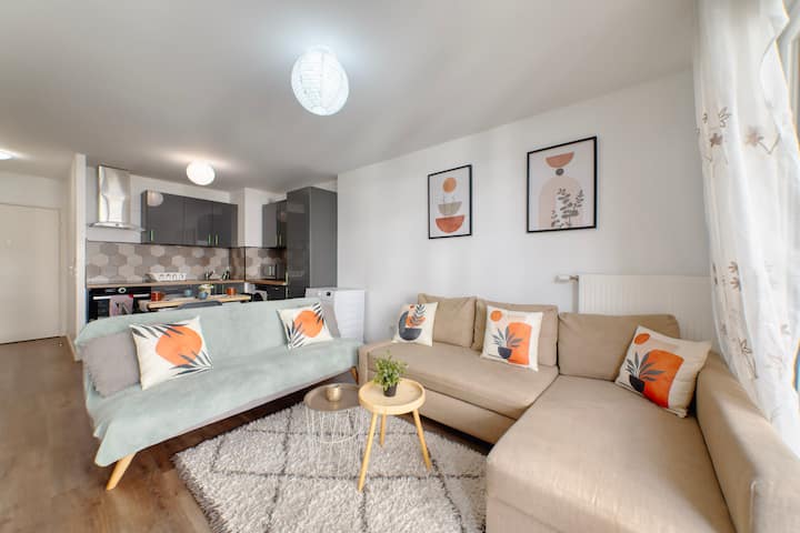 Appartement éLégant 2 Minutes Metro - Saint-Denis