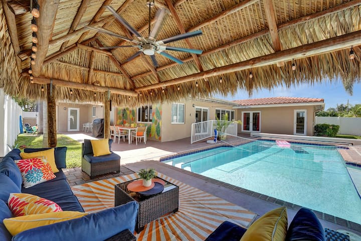 Beach Getaway w/Heated Pool, Firepit & Arcade Fun