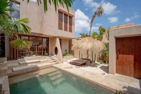 Luxury Adobe Retreat in Villa Mapu @Bocoa Villas