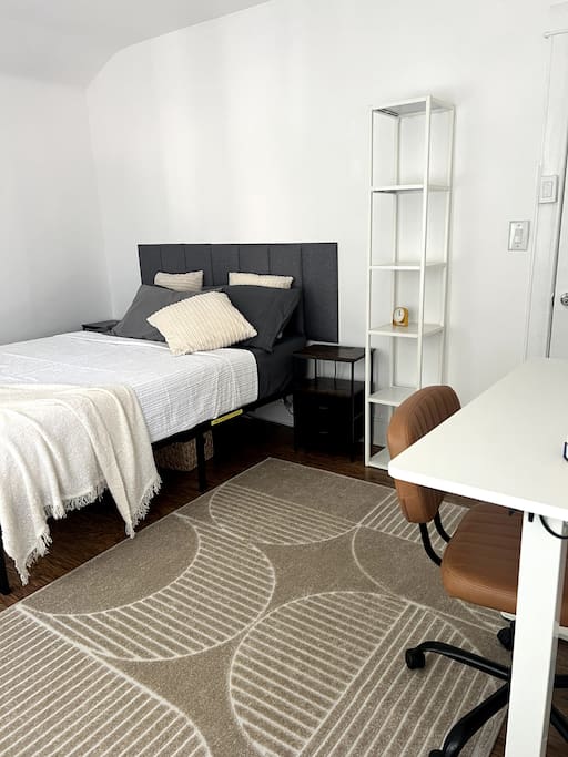 Comfortable Apartment Woodhaven