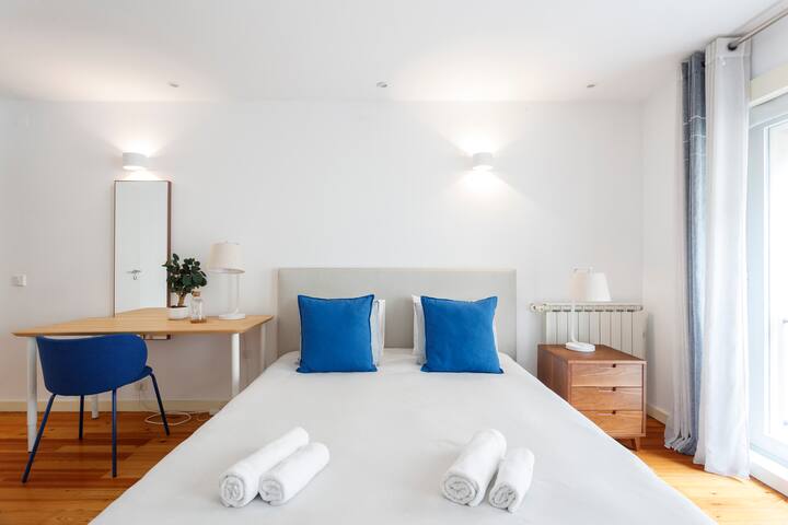 (T) Luxury Apartment Central Lisbon gallery image 3