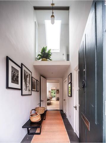 Historic House in Primrose Hill artists studio gallery image 2