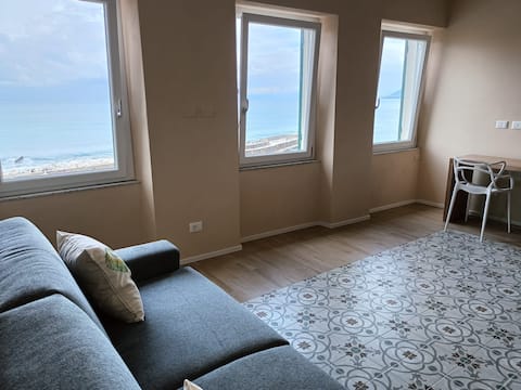 Popular Airbnb listing: The Mooring on the harbor of Camogli in Camogli
