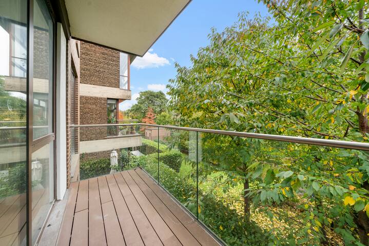 Central Zone 1 | Quiet & Modern 2BR 2BA Home gallery image 3