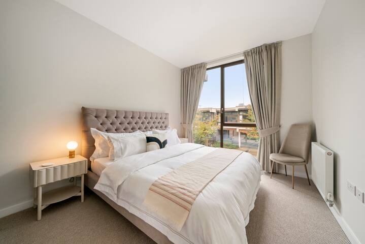 Central Zone 1 | Quiet & Modern 2BR 2BA Home gallery image 2