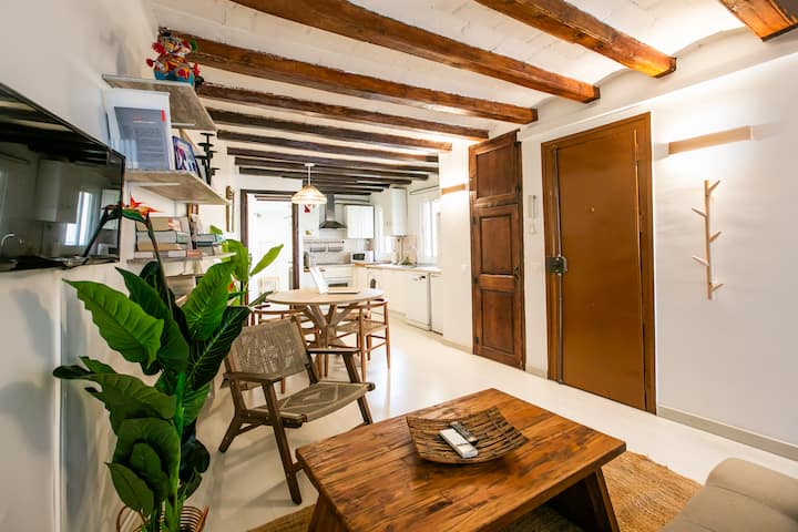 42enf1060 - Authentic Barcelonian Flat - Barcelona