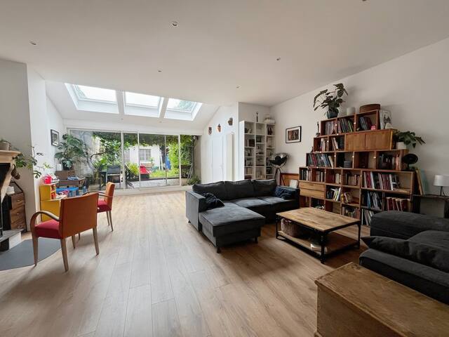 Grande maison calme et confortable en centre-ville