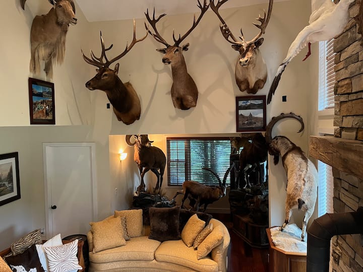 Gerstner Farm Main Home - Weaver Lake, Windsor