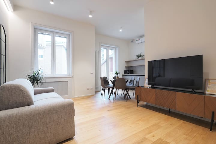 Luxury Missori Apartment III gallery image 2