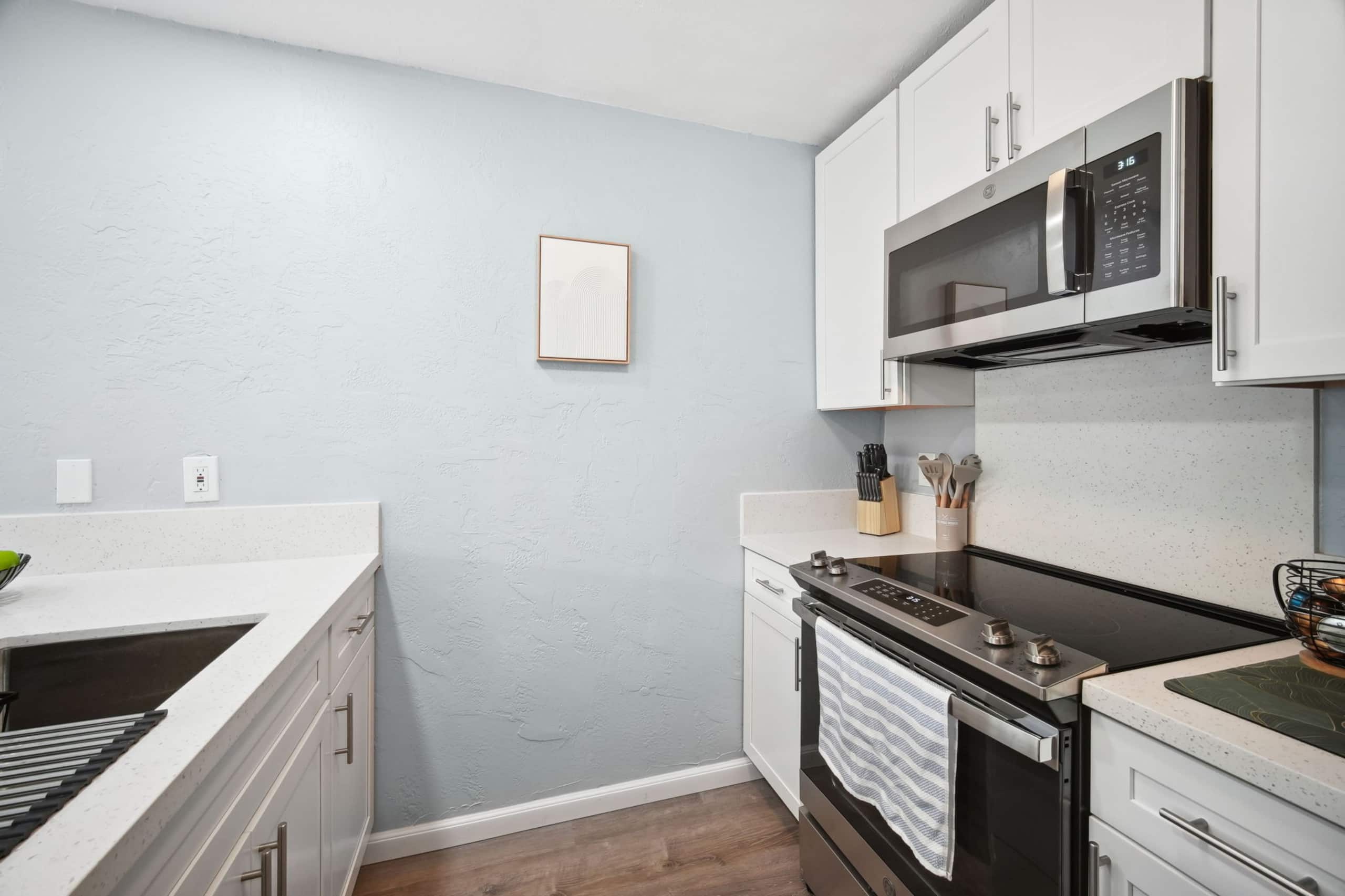 Fully remodeled condo in Kapa'a! - Photo 8
