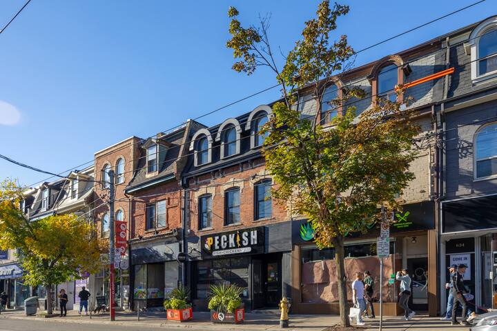 Designer Loft on Queen W | 10ft Ceilings, Parking gallery image 5