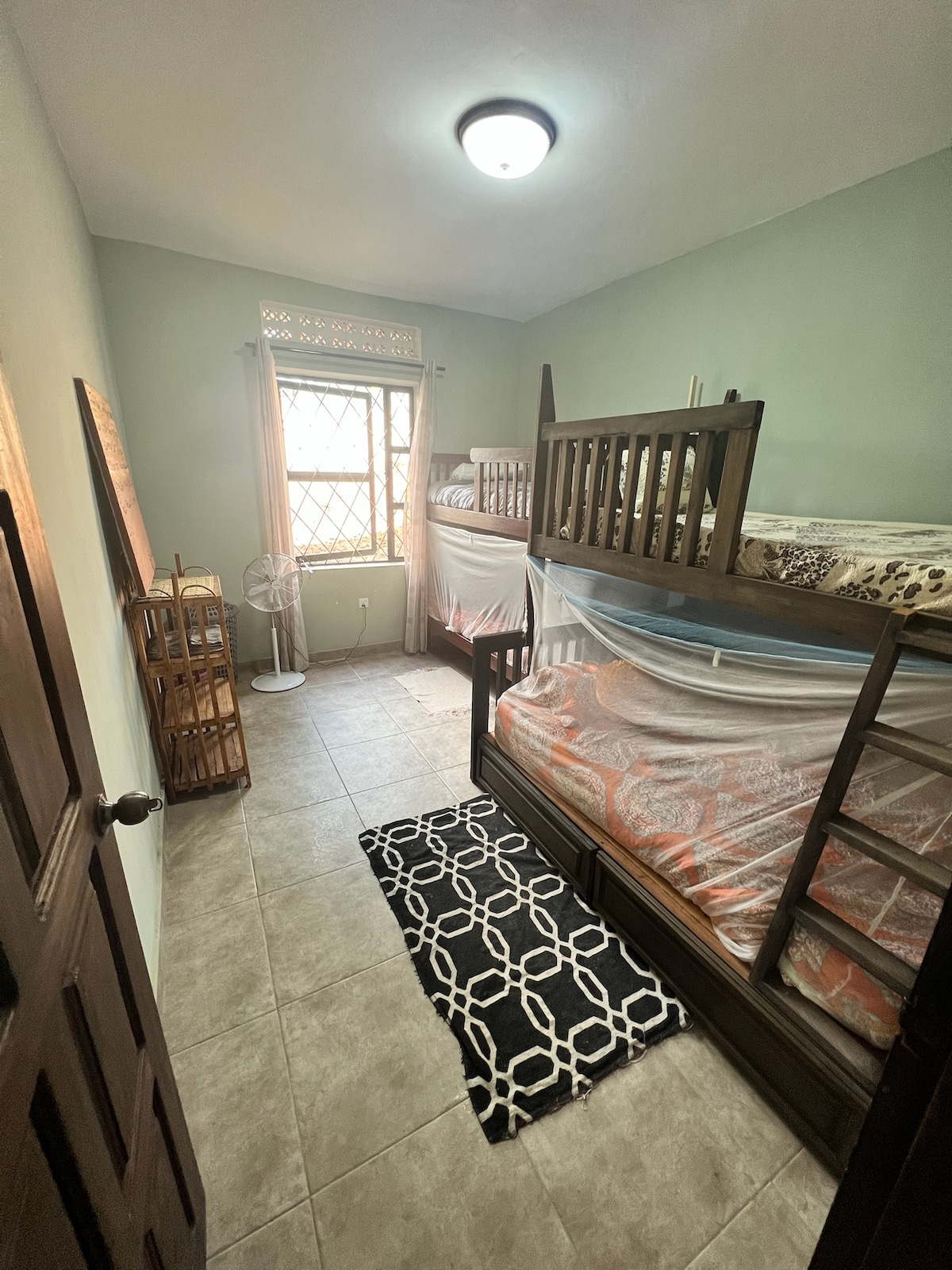 غرفة النوم 2