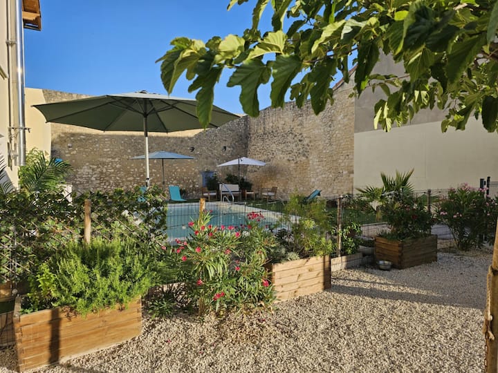 Partie De Villa - L'Isle-sur-la-Sorgue