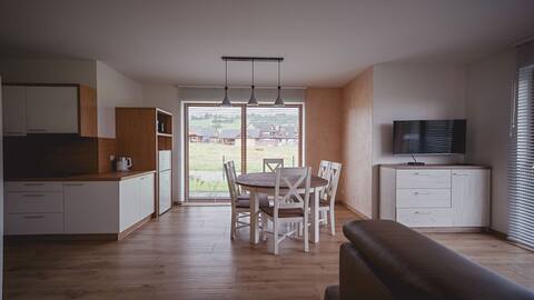 Kaniówka, Apartment 4 with mountain view