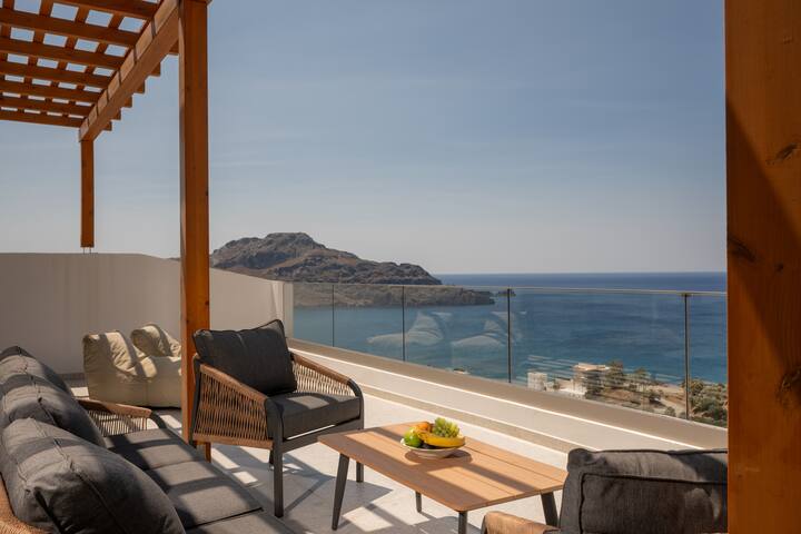 Villa Sibylla Seaview w/ infinity pool gallery image 4