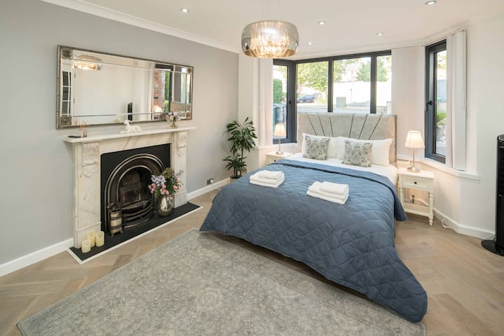 6B House | Parking | Heated Pool | Central London