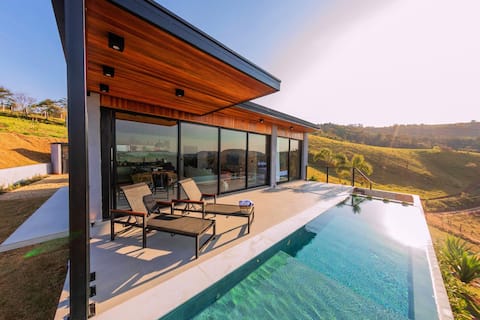 Casa Vista - Heated pool and breakfast