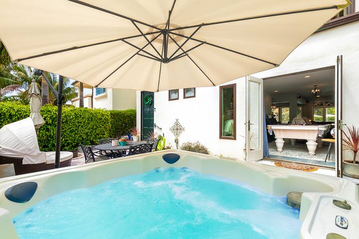 La Jolla Beach House. 2 Minute Walk to the Beach! gallery image 5