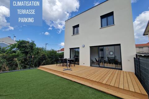 Lisbon - Air conditioning - Terrace - Parking