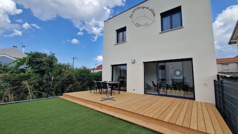 Lisbon #Air conditioning#Terrace#Parking