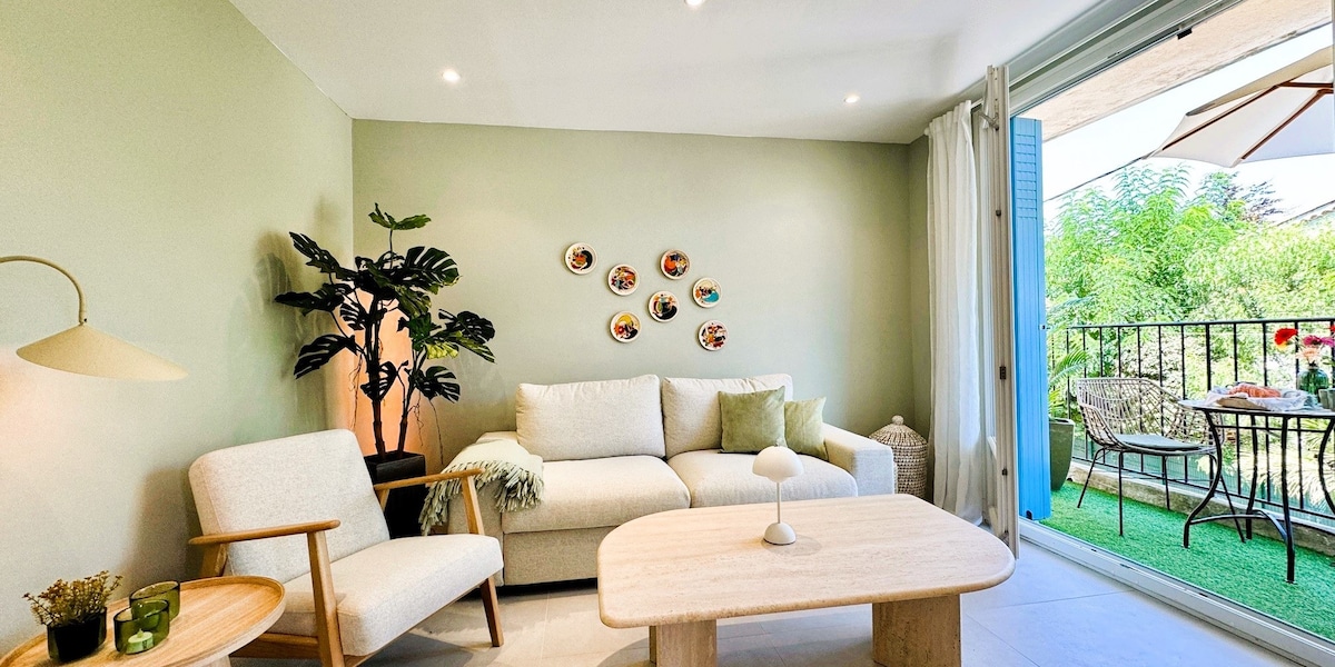 Propriété Airbnb réussie: NEW•Charming•Central•Parking•Balcony à Saint Tropez