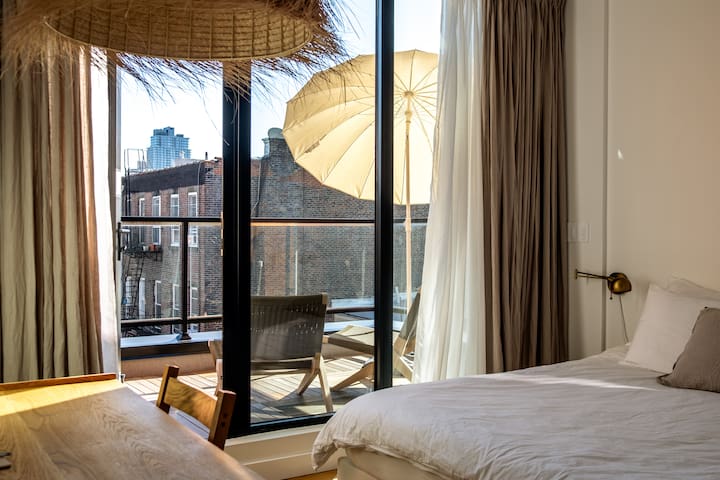 ALONK Penthouse • Serene Stay with Manhattan Views