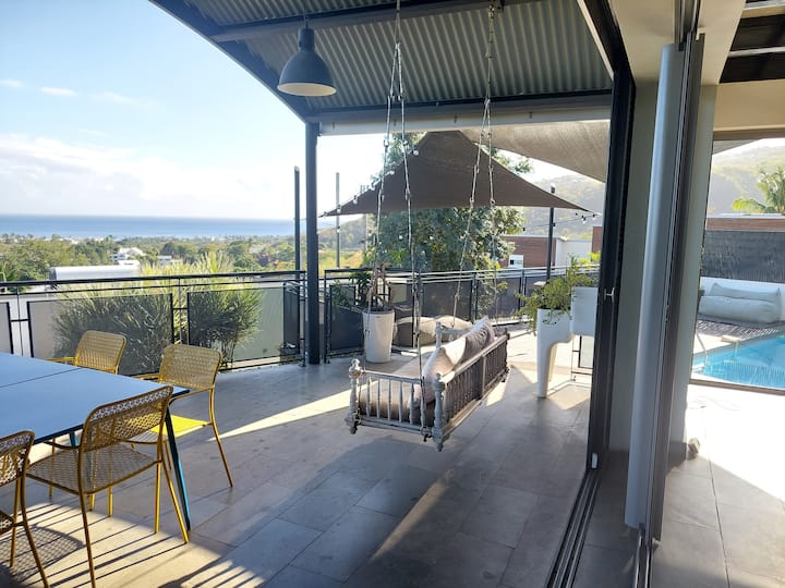 Villa De Standing Avec Piscine - La Réunion